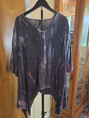 Sacred Threads Embroidered Button Front Tunic Charcoal Gray Dusty Rose Size S/M